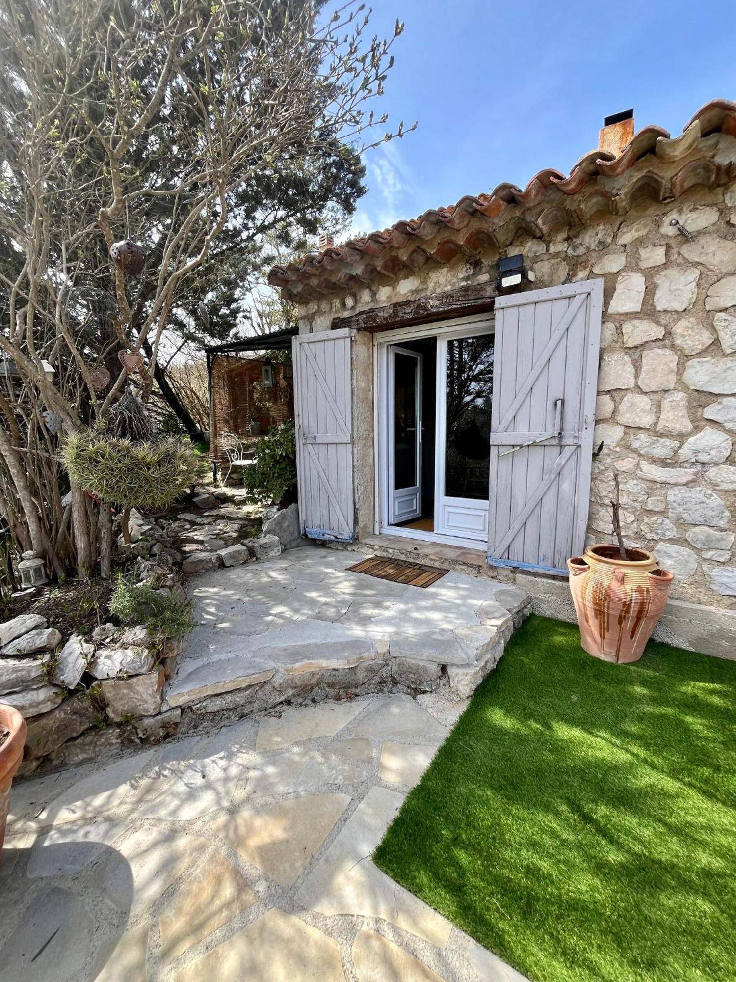 La Maison D'Eddy Et Caro Aux Portes Du Verdon 트리겐스 외부 사진